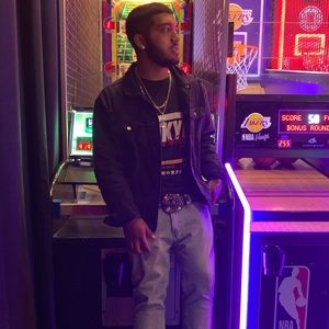 Meet your Posher, Tito